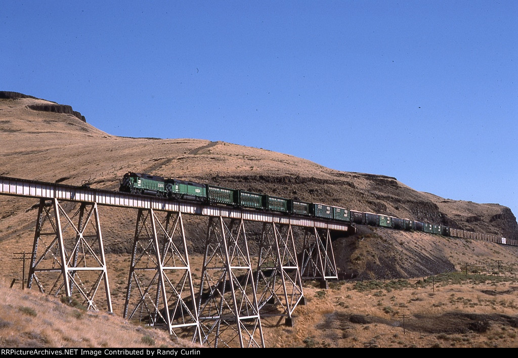 BN 2344 West over Wilson Creek Canyon